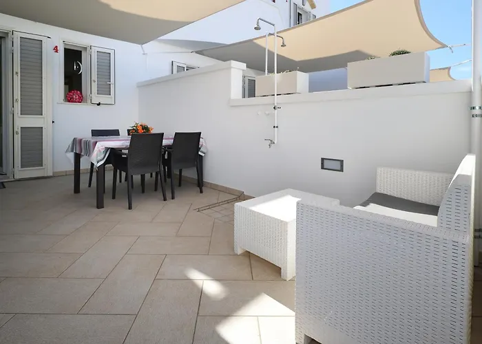 Gli Alfieri A Posto Vecchio 3* 마리나 디 페스콜루스