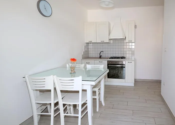 Gli Alfieri A Posto Vecchio 3* 마리나 디 페스콜루스