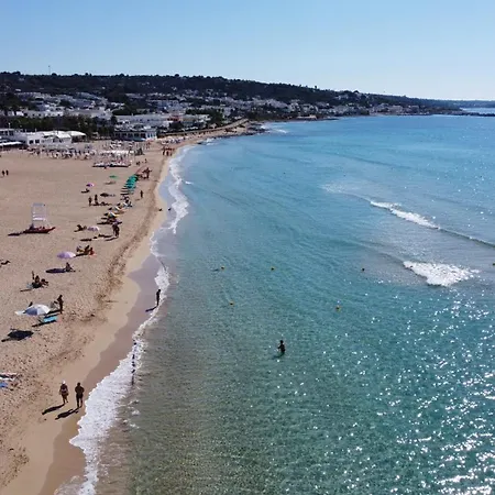بيت ضيافة Gli Alfieri A Posto Vecchio مارينا دي بيسكولوس