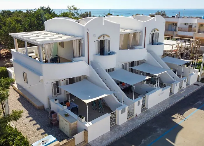 Gli Alfieri A Posto Vecchio Marina Di Pescoluse