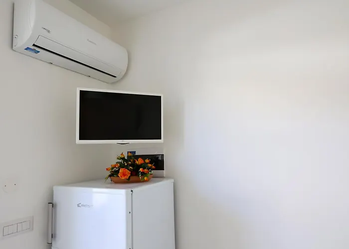 Πανσιόν Gli Alfieri A Posto Vecchio Marina Di Pescoluse